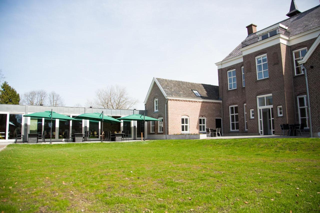 B&B Groepsaccommodatie De Pastorie Lage Mierde Экстерьер фото